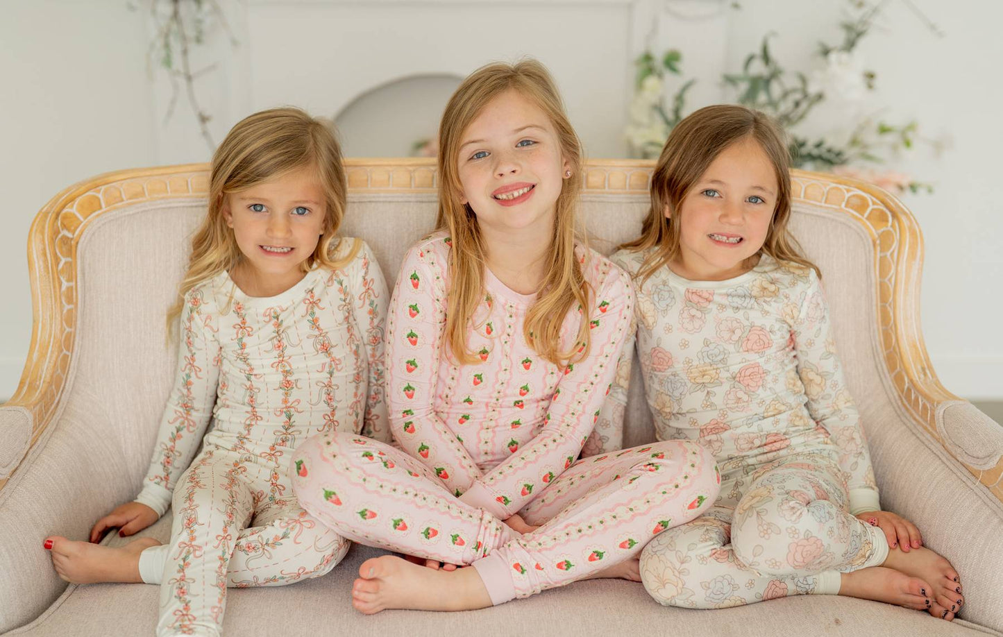 Spring Floral Garland | Two Piece Pajama Set