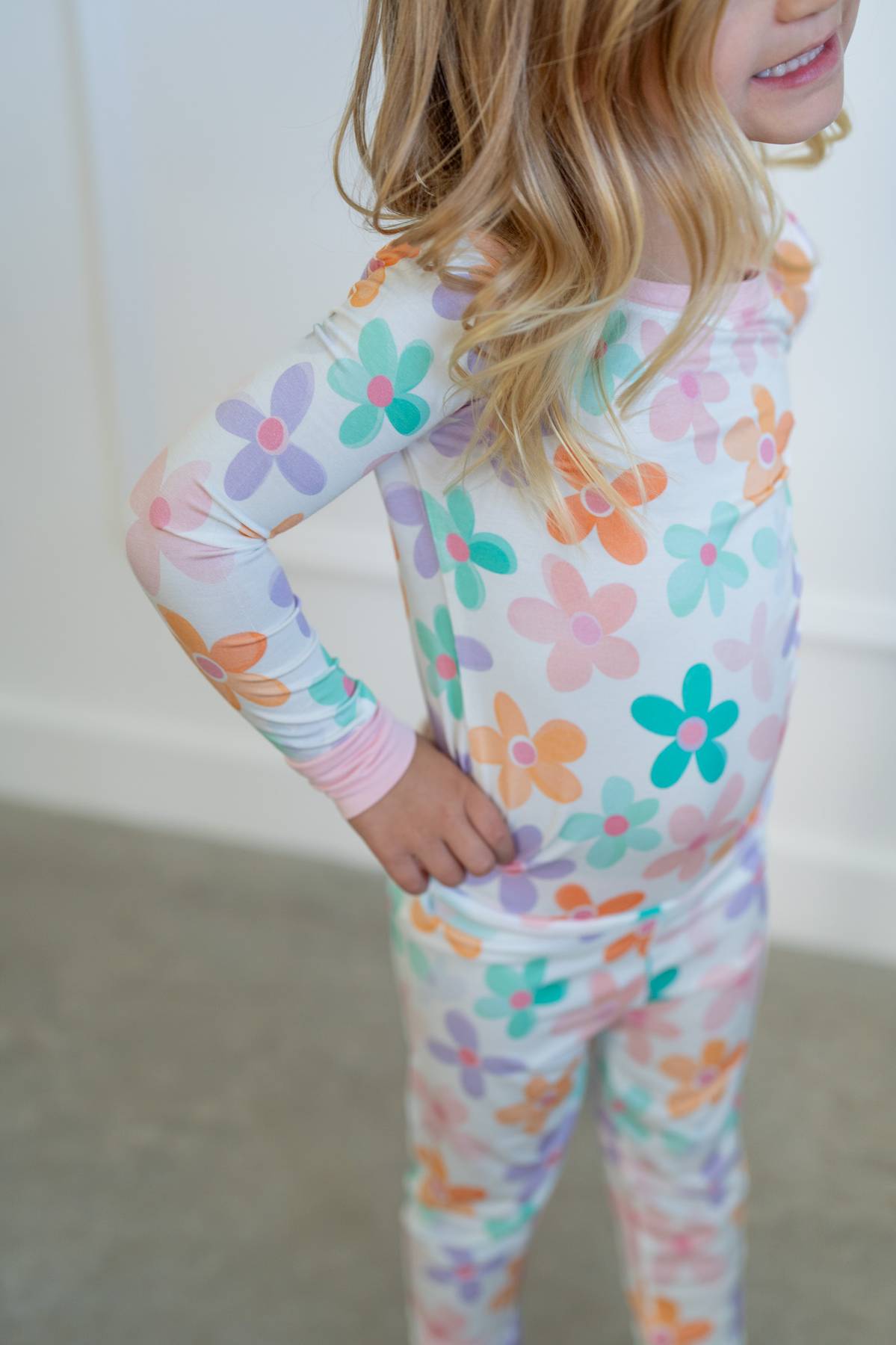 Retro Daisy | Two Piece Pajama Set