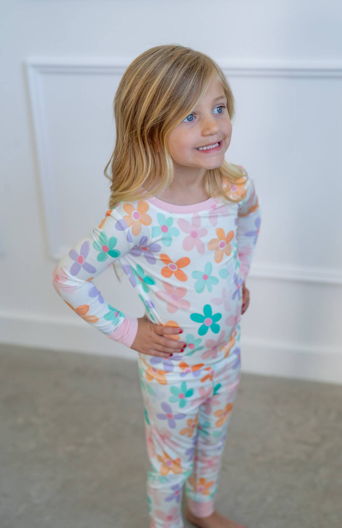 Retro Daisy | Two Piece Pajama Set