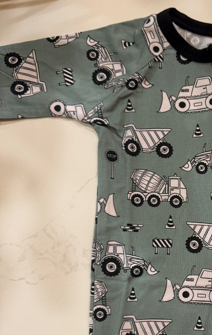 Construction Two Piece